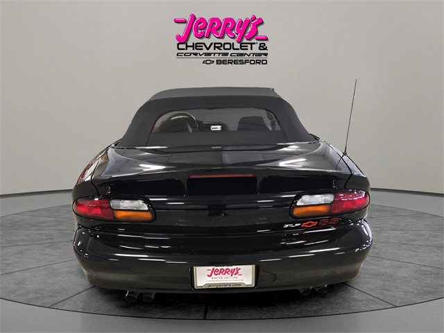 Used 2002 Chevrolet Camaro Z28 w/ SS Performance/Appearance Pkg image 7