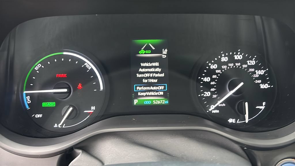 Used 2023 Toyota Sienna XSE AWD/4WD image 18