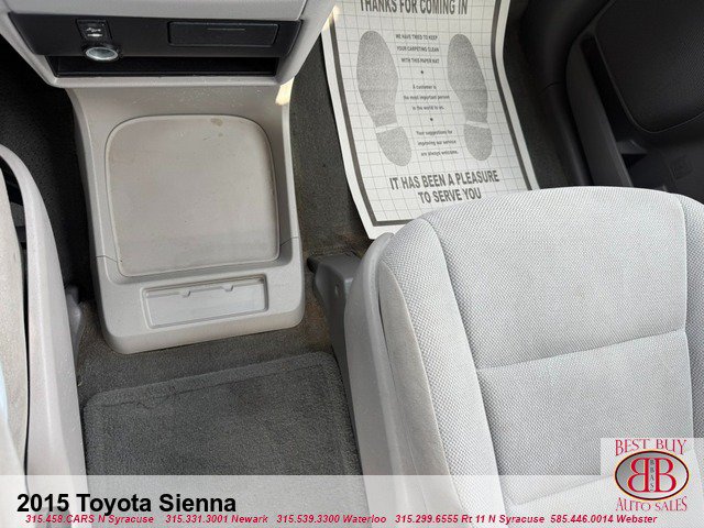 Used 2015 Toyota Sienna L FWD image 16