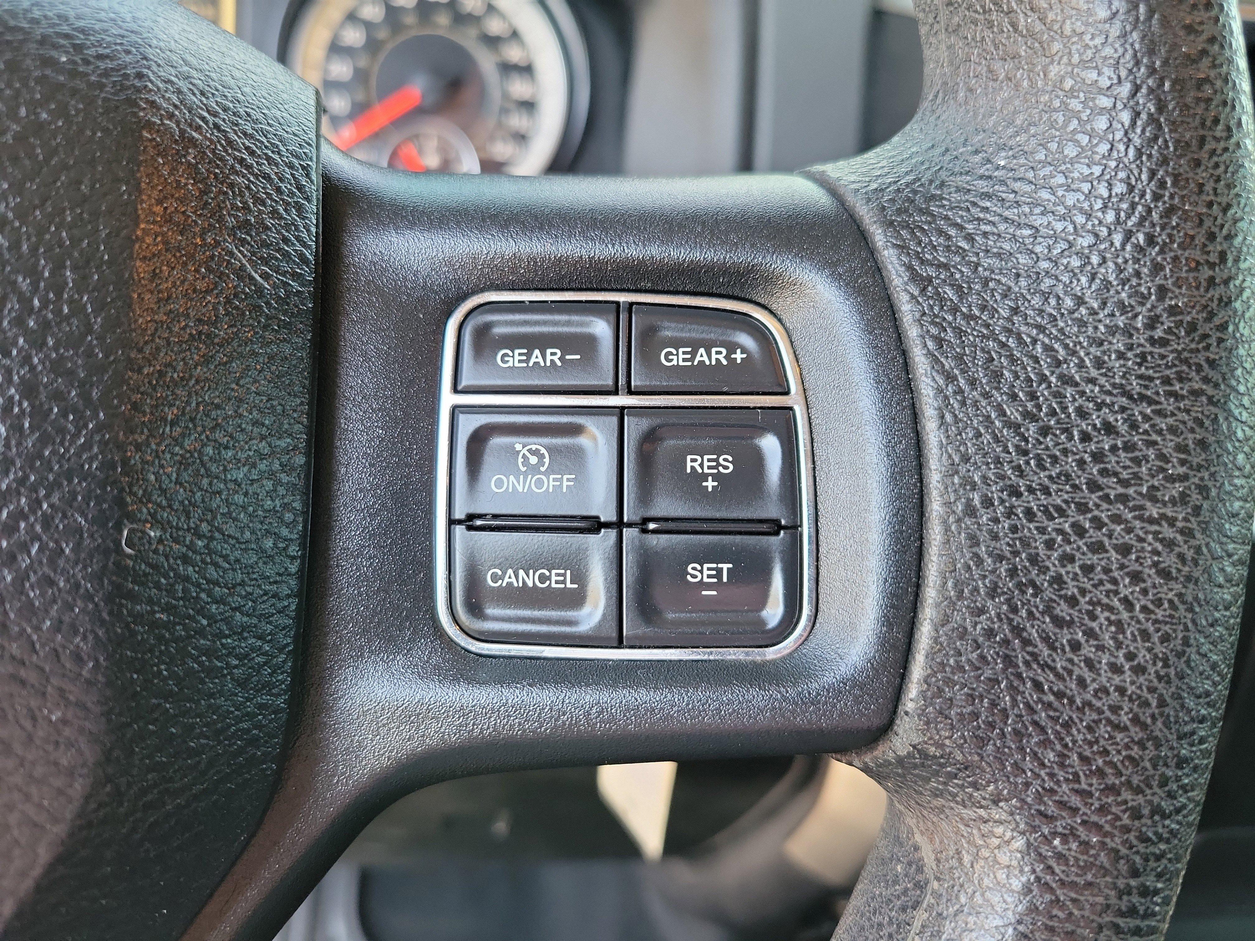 Used 2017 RAM 1500 Classic SLT image 13
