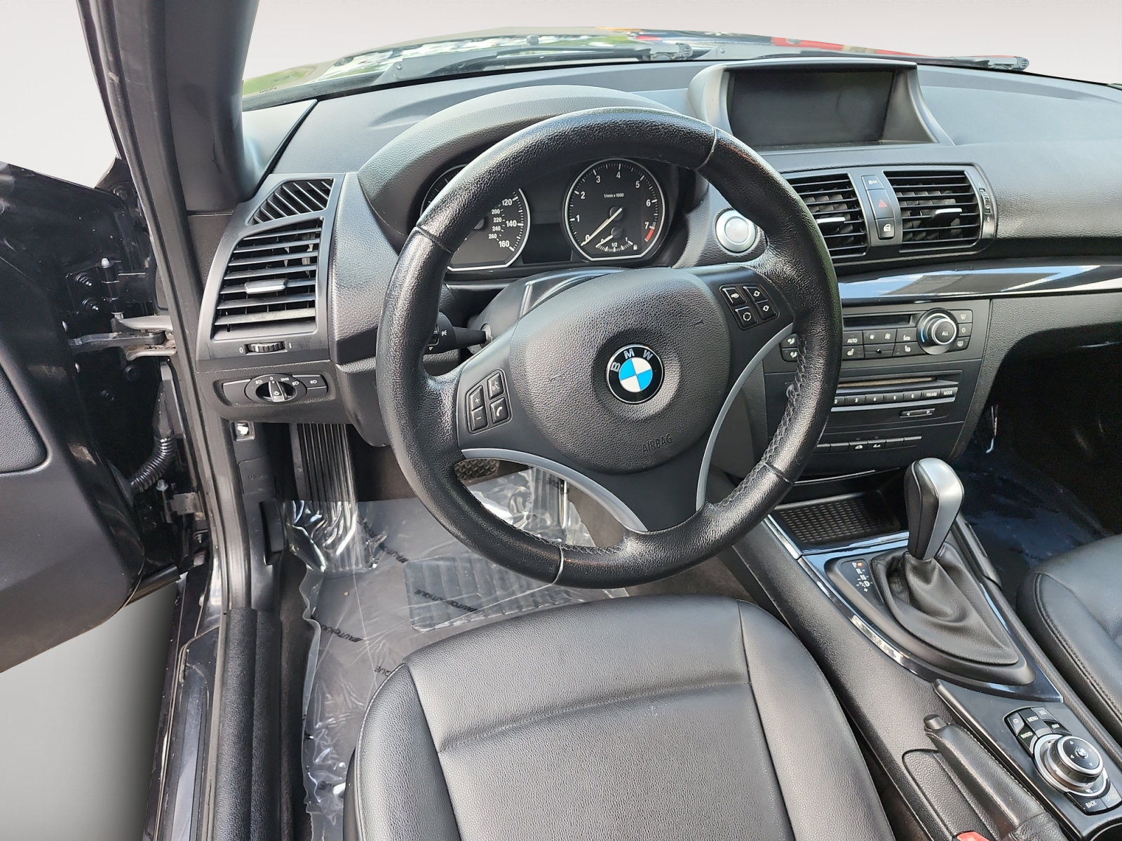 Used 2012 BMW 128i Convertible RWD image 10