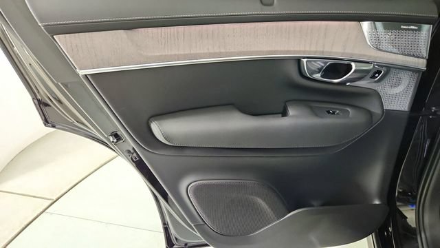 New 2026 Volvo XC90 T8 Ultra w/ Lounge Package AWD/4WD image 28
