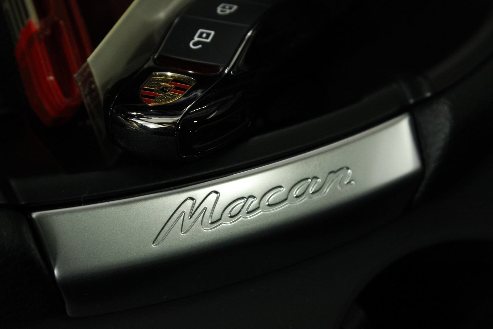 New 2026 Porsche Macan GTS AWD/4WD image 34