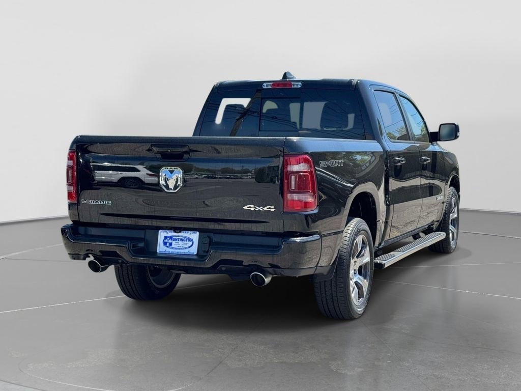 Used 2023 RAM 1500 Laramie AWD/4WD image 3