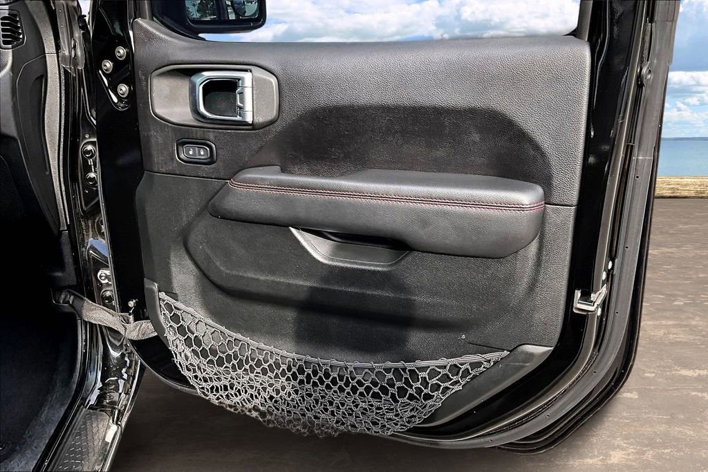 Used 2019 Jeep Wrangler Unlimited Rubicon image 29