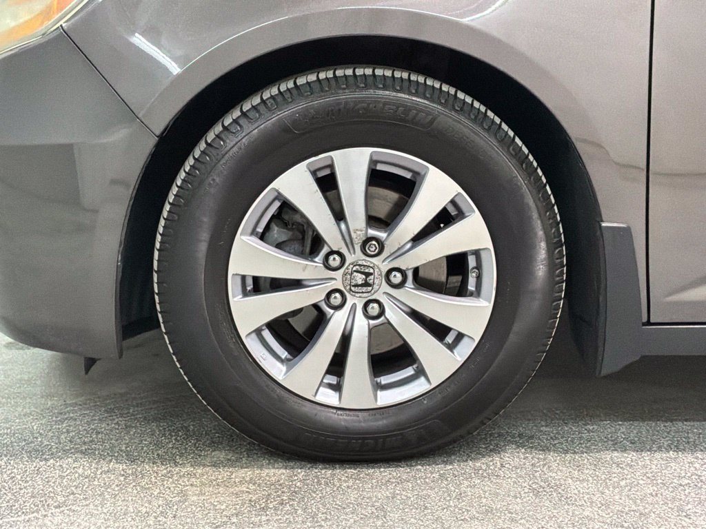 Used 2016 Honda Odyssey EX-L image 31