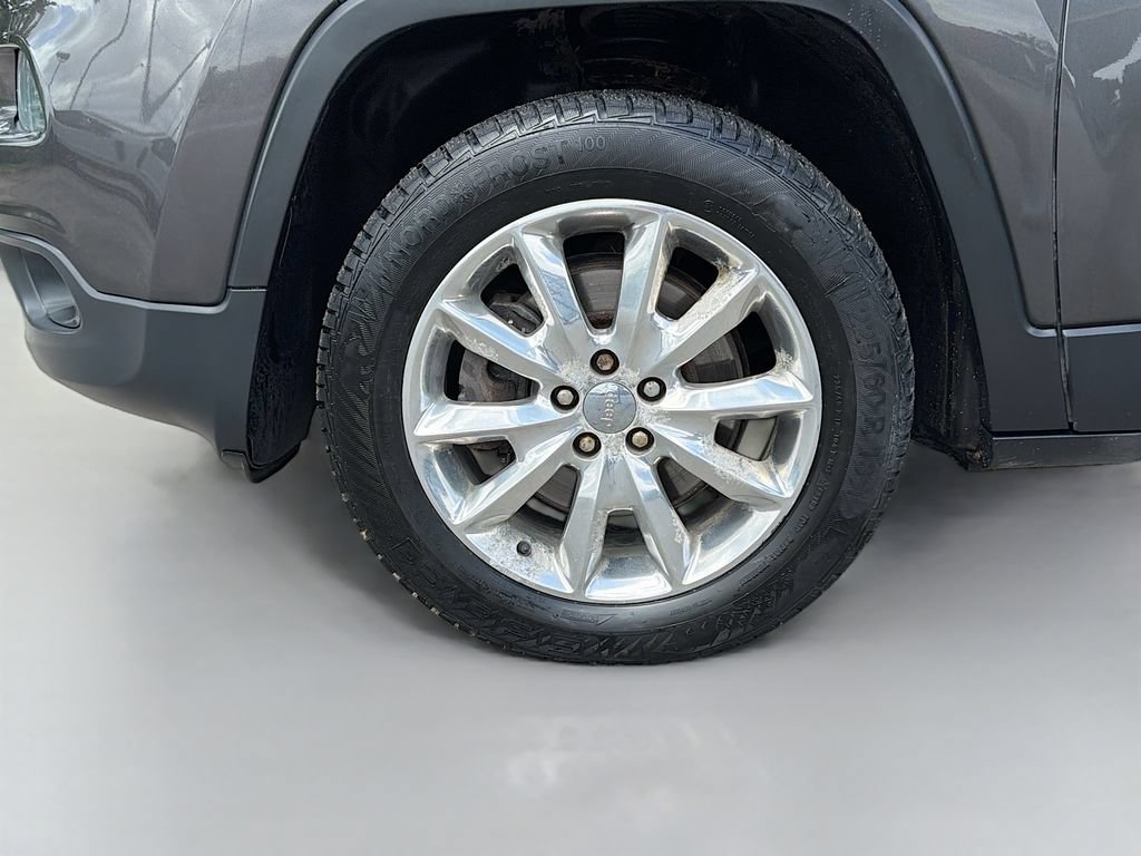 Used 2015 Jeep Cherokee Limited w/ Safetytec Group AWD/4WD image 34
