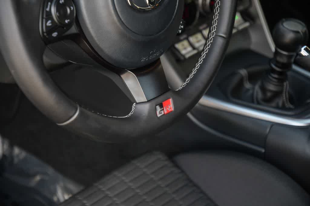 Used 2024 Toyota GR86 image 19