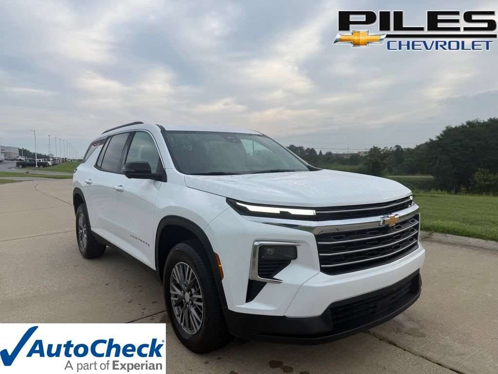 Used 2026 Chevrolet Traverse LT w/ Driver Confidence Package