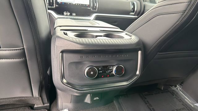 New 2025 Ford Expedition Platinum w/ Stealth Performance Package AWD/4WD image 12