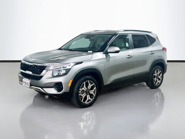 Certified 2023 Kia Seltos EX image 3