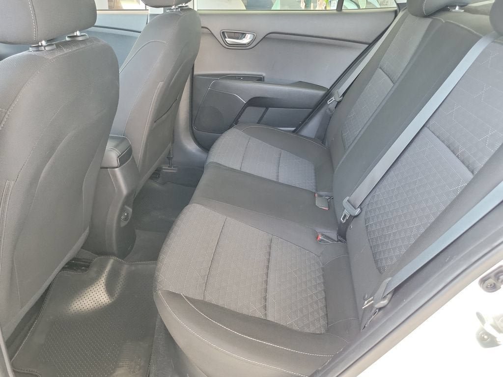 Used 2018 Kia Rio S FWD image 13