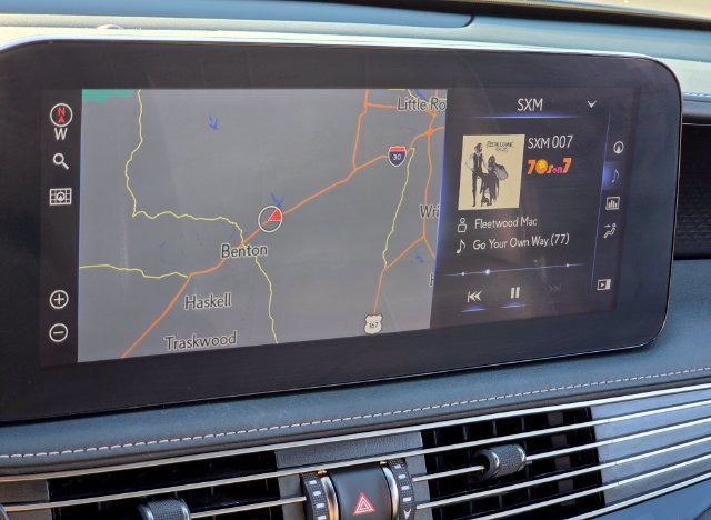 Used 2021 Lexus LS 500 w/ Accessory Package (Z2) RWD image 23