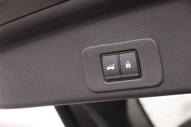 Used 2025 Nissan Murano SV w/ Cargo Package image 8