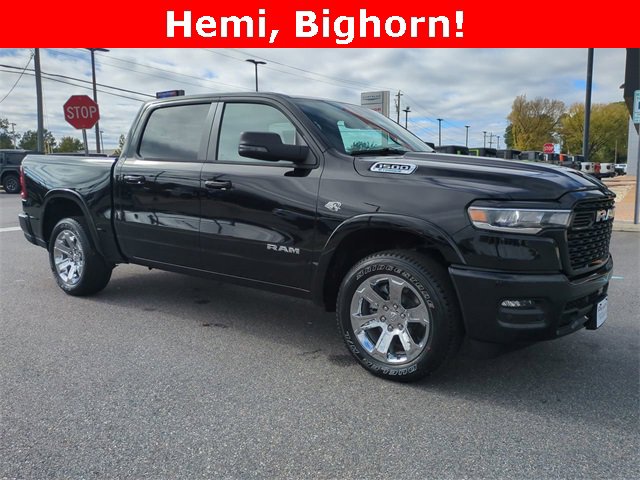 New 2026 RAM 1500 4x4 Crew Cab image 2