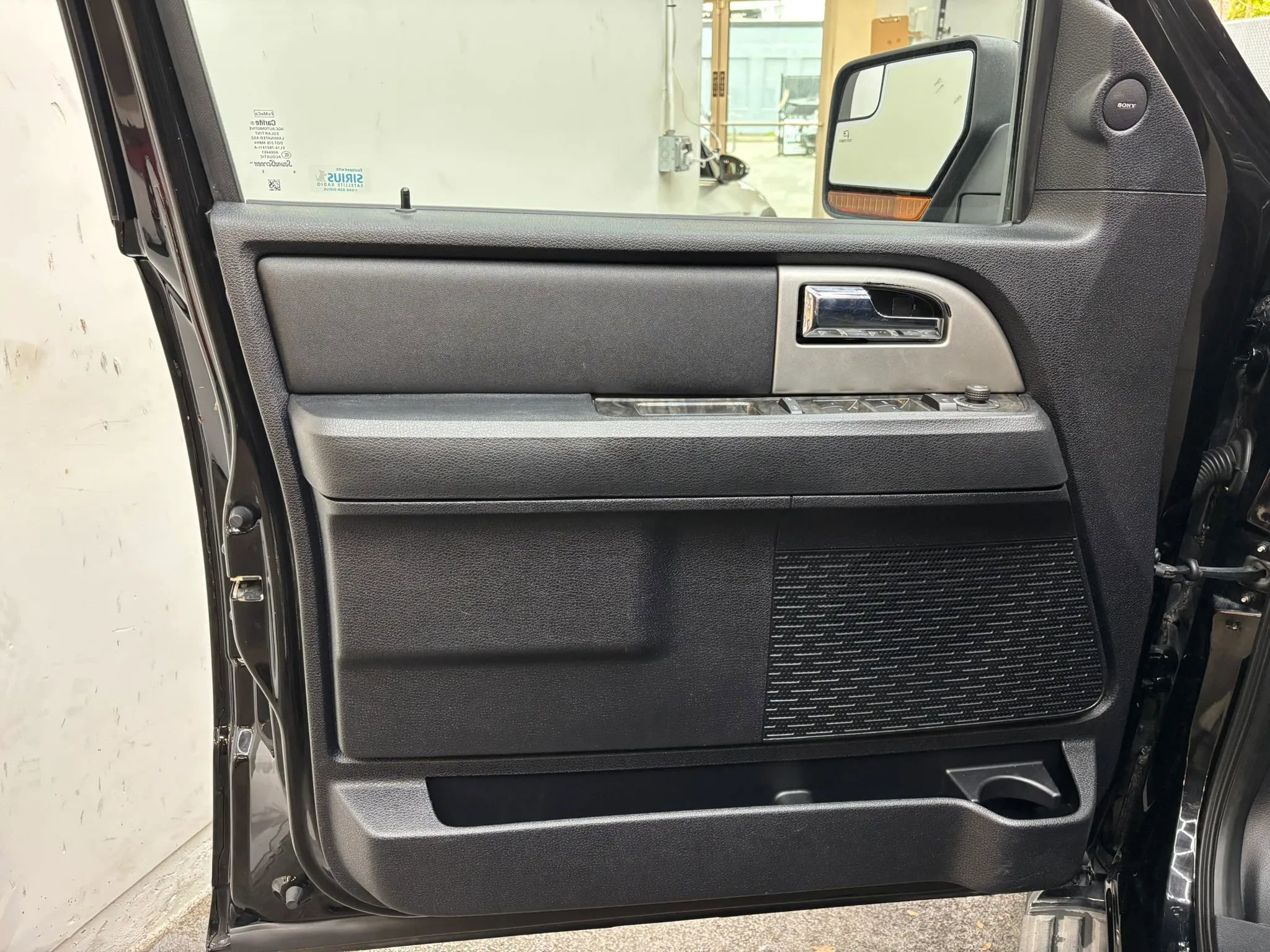 Used 2017 Ford Expedition EL Limited AWD/4WD image 24