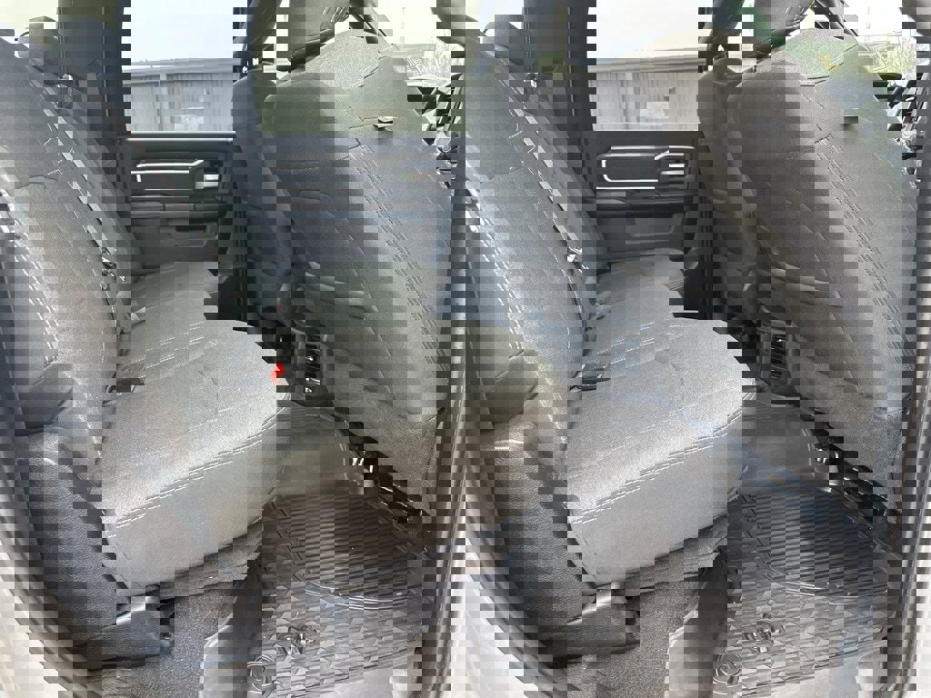 Used 2020 RAM 2500 Big Horn w/ Level 1 Equipment Group image 10