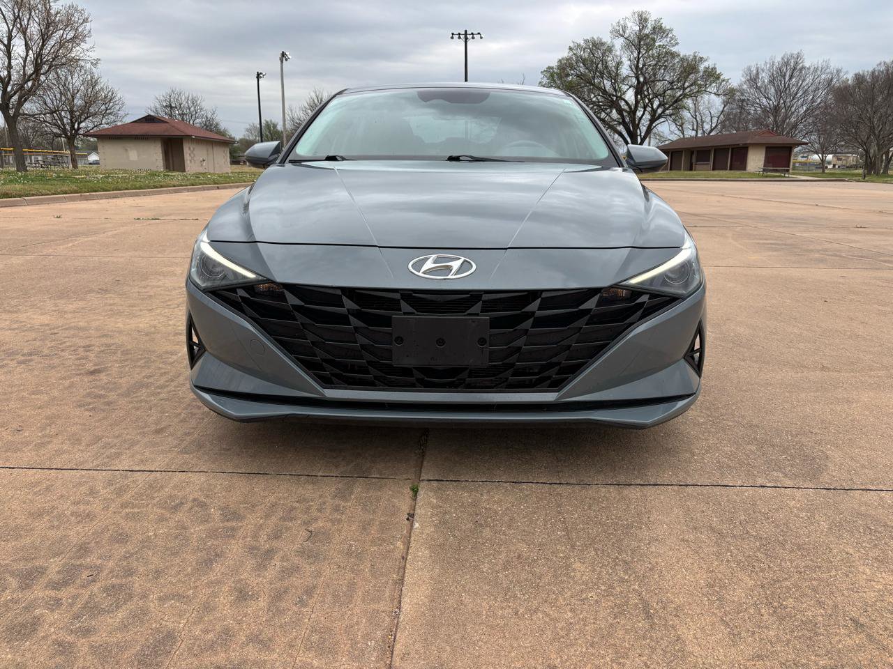 Used 2022 Hyundai Elantra Blue image 5