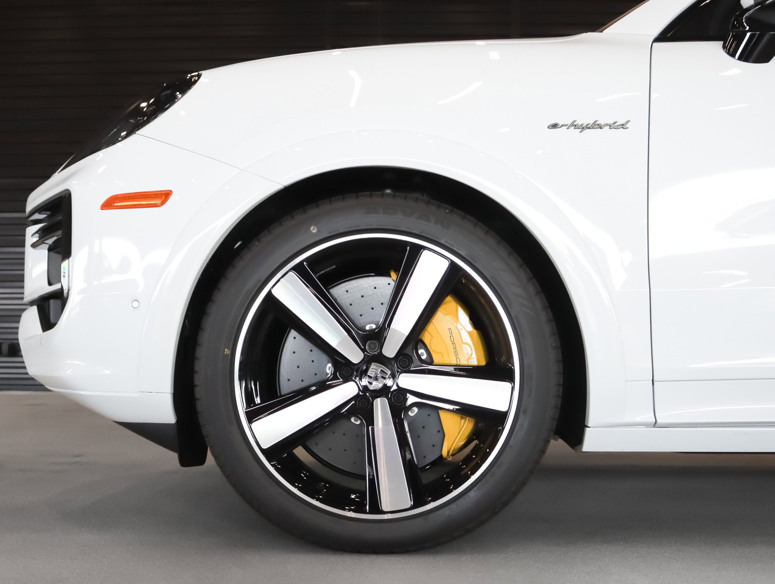 New 2026 Porsche Cayenne Turbo image 12