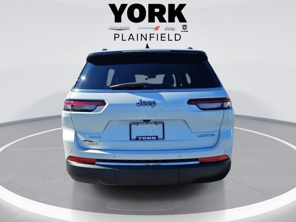 Used 2023 Jeep Grand Cherokee L Limited AWD/4WD image 4