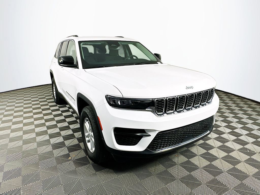 Certified 2023 Jeep Grand Cherokee Laredo w/ Luxury Tech Group I AWD/4WD video 2
