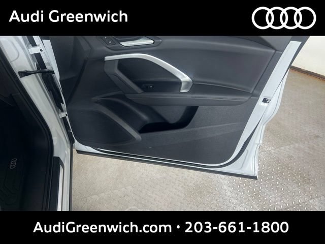 Certified 2025 Audi Q5 Premium w/ Premium Plus AWD/4WD image 13