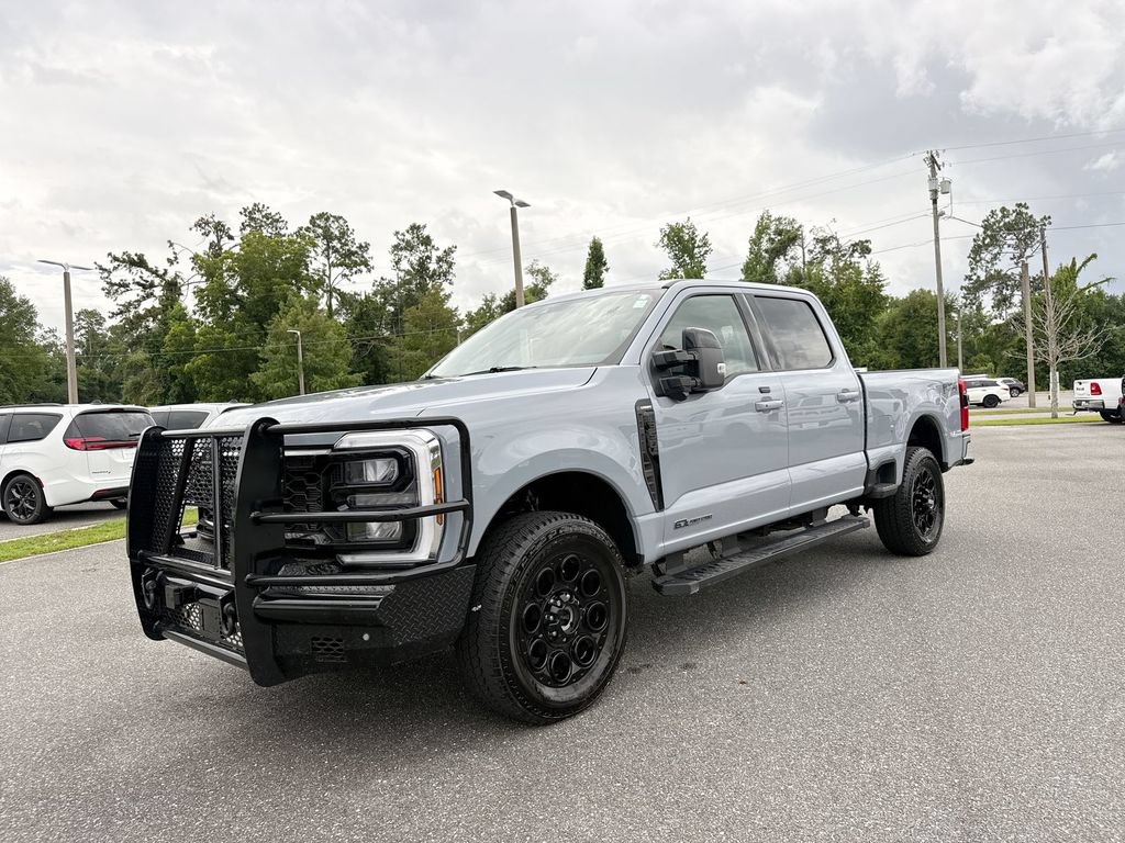Used 2025 Ford F350 Lariat w/ Lariat Ultimate Package AWD/4WD image 7
