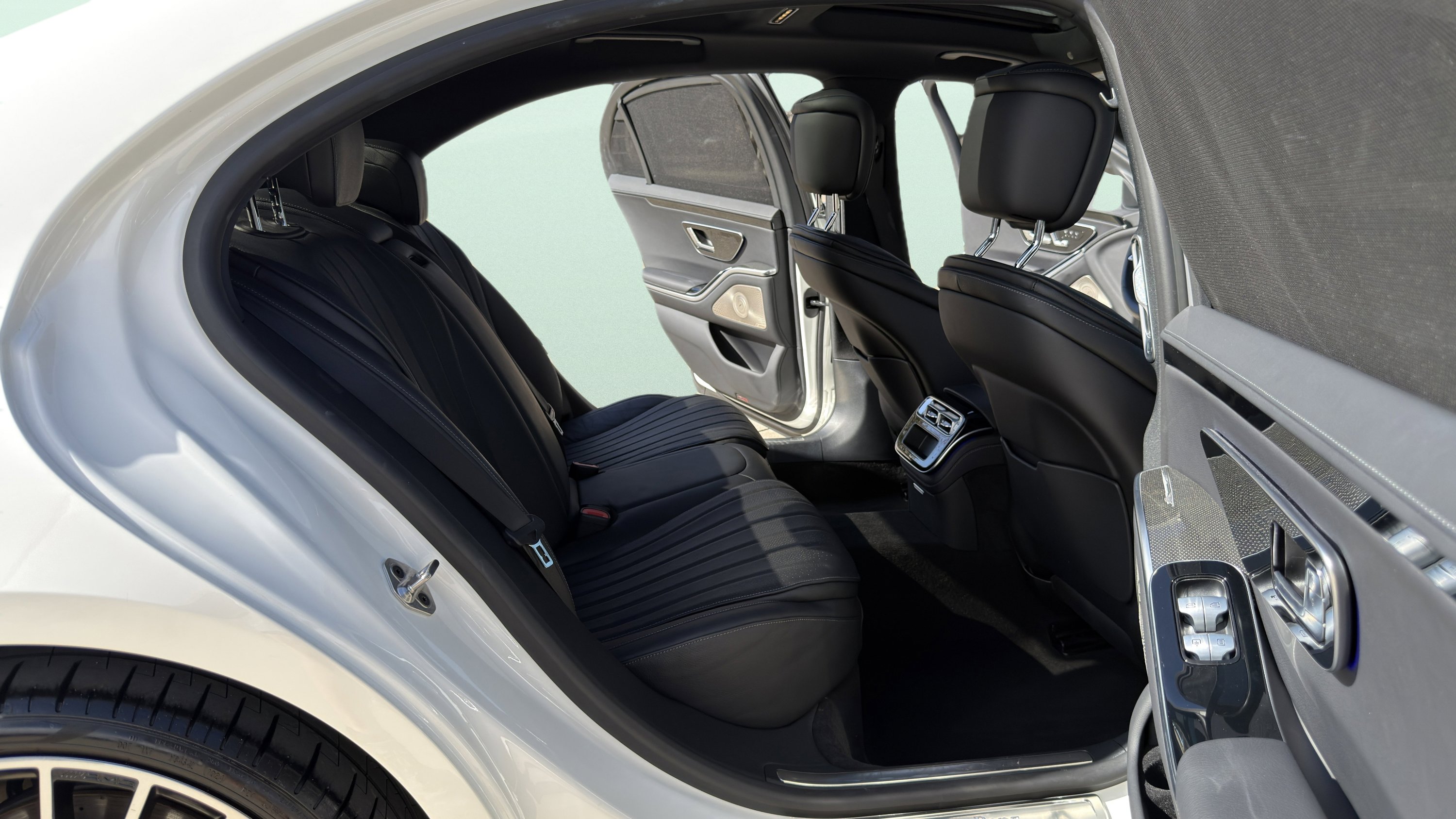 Used 2022 Mercedes-Benz S 500 S 500 w/ AMG Line Package image 49