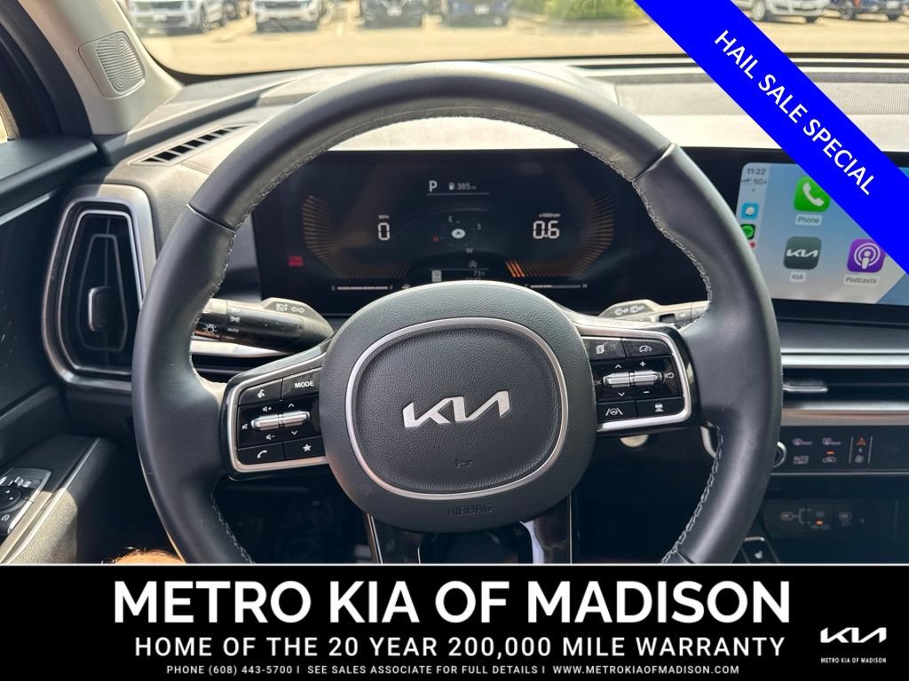 Used 2025 Kia Sorento S AWD/4WD image 17