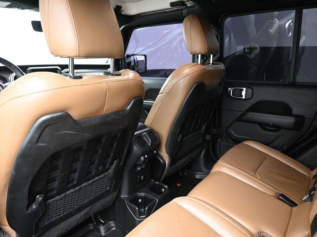 Used 2022 Jeep Gladiator Rubicon w/ Trailer Tow Package AWD/4WD image 16