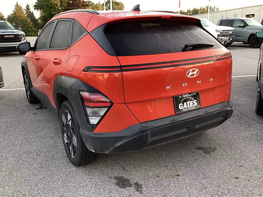 Used 2025 Hyundai Kona SEL FWD image 5