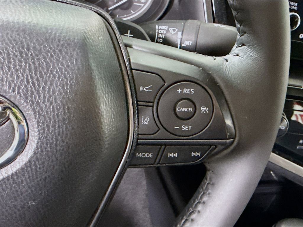 Certified 2024 Toyota Camry SE FWD image 21
