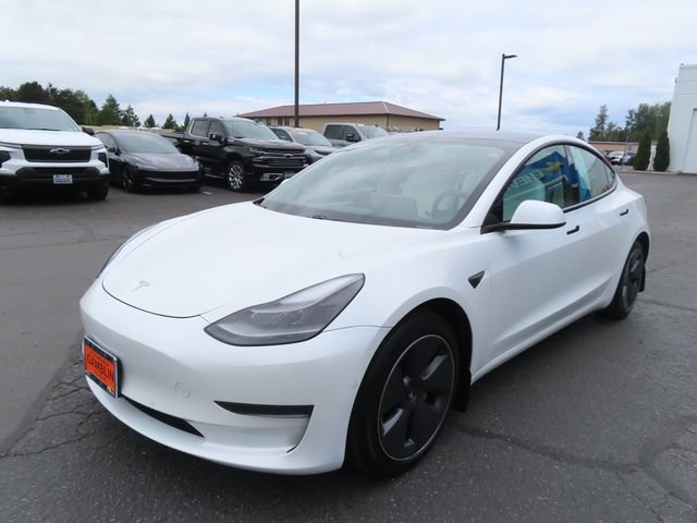 Used 2021 Tesla Model 3 Standard Range Plus RWD image 3