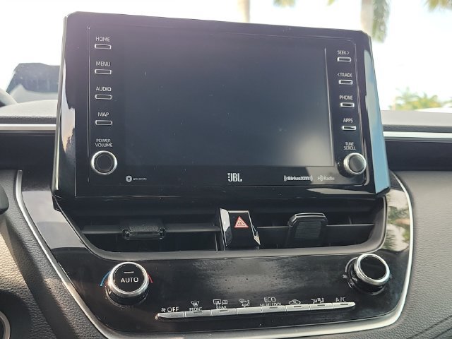 Used 2022 Toyota Corolla Cross LE w/ Moonroof Package FWD image 22
