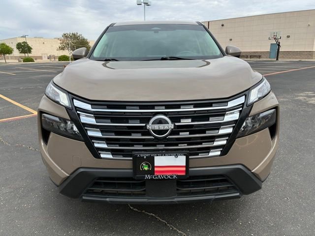 Certified 2024 Nissan Rogue SV FWD image 9