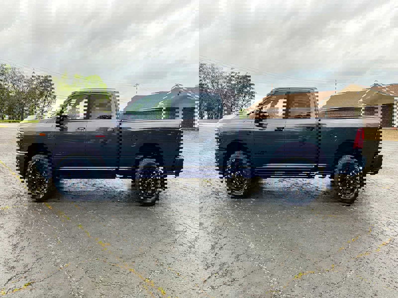 New 2025 RAM 2500 Laramie image 4