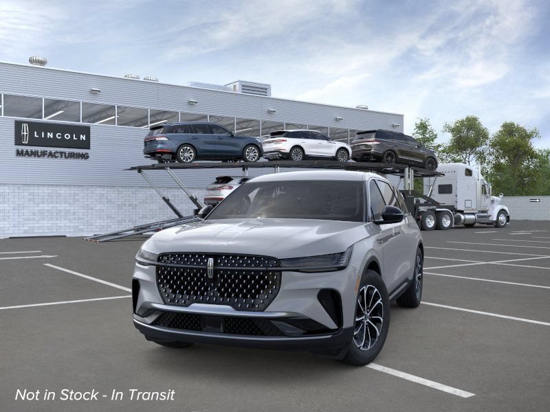 New 2026 Lincoln Nautilus Premier AWD/4WD image 2