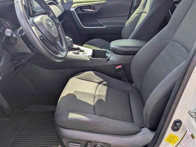 Used 2022 Toyota RAV4 SE AWD/4WD image 14