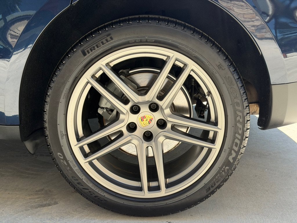 Used 2021 Porsche Macan S AWD/4WD image 18