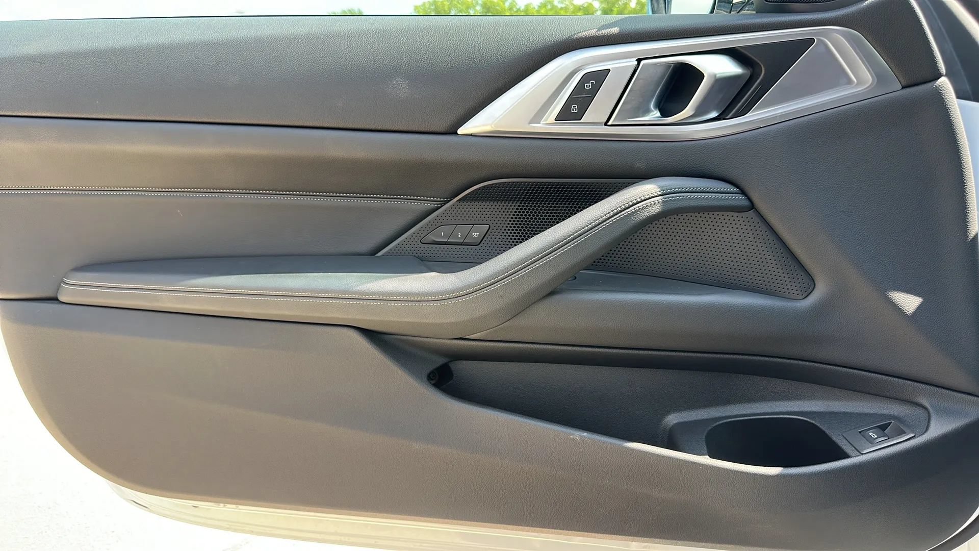 Used 2025 BMW 430i Coupe w/ Premium Package RWD image 9