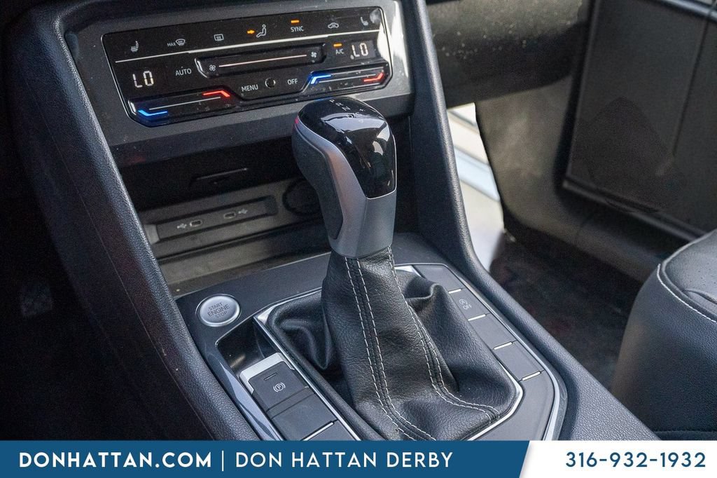 Used 2024 Volkswagen Tiguan SE AWD/4WD image 9