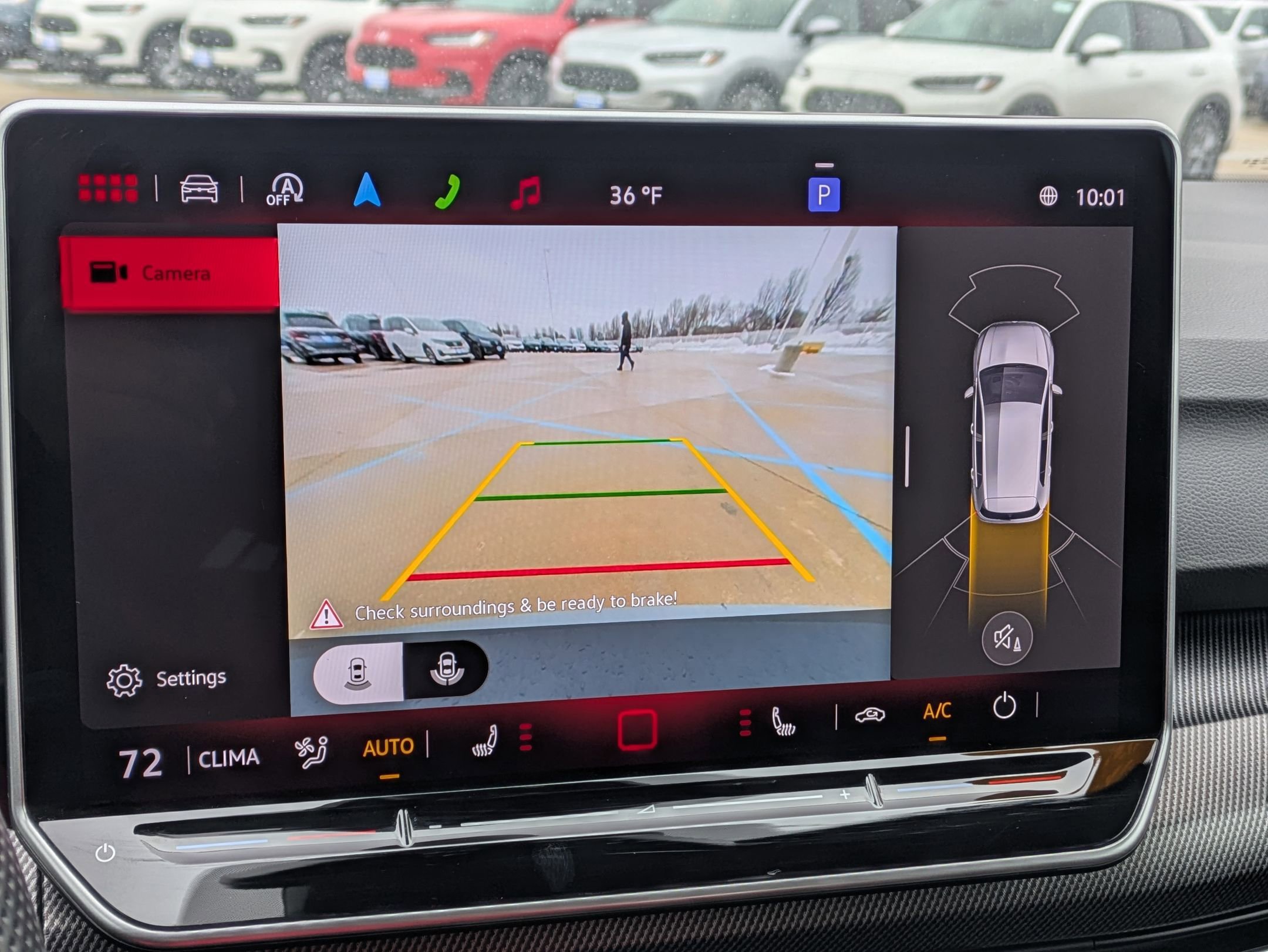 Used 2025 Volkswagen GTI SE image 24