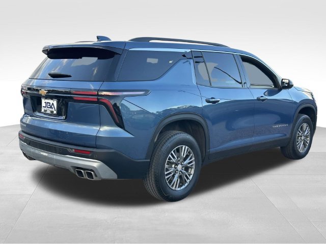 Certified 2025 Chevrolet Traverse LT FWD image 27