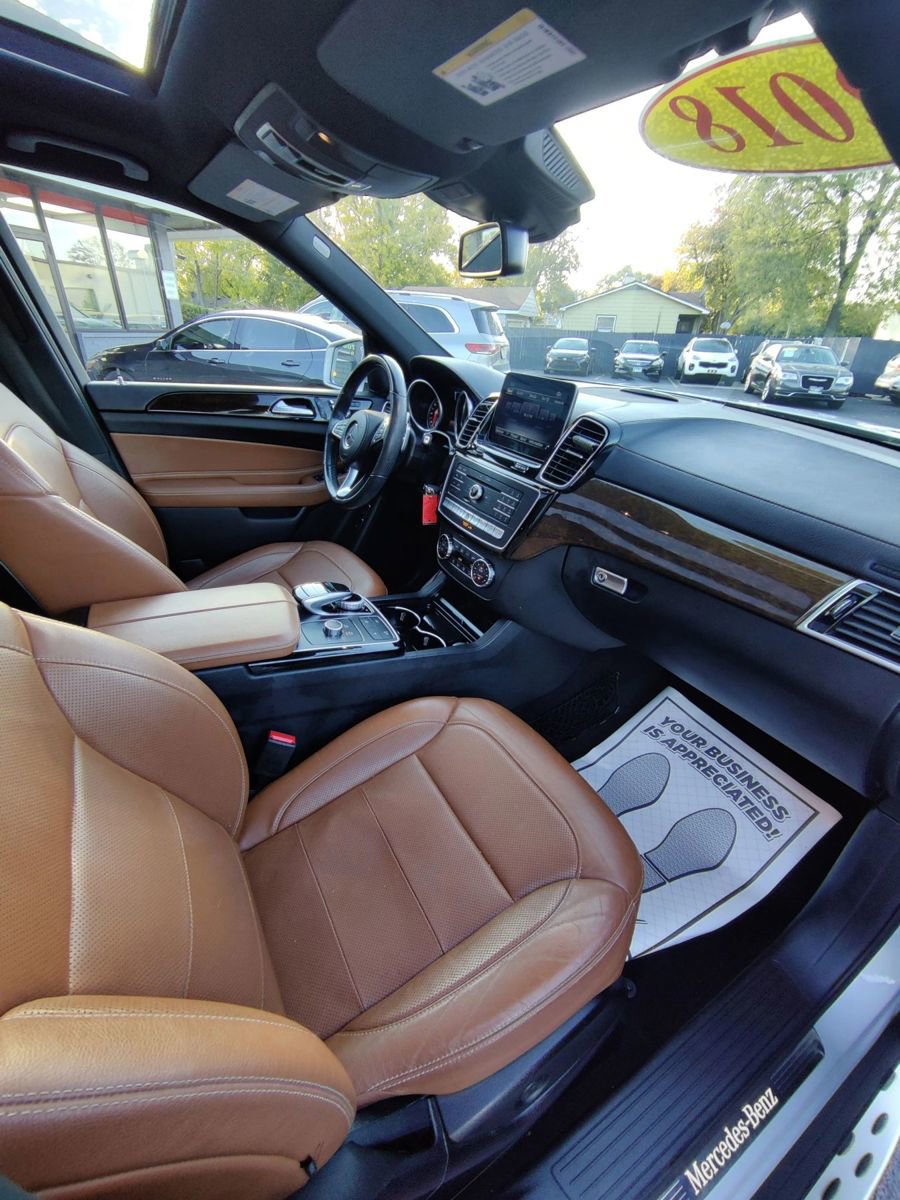 Used 2018 Mercedes-Benz GLS 450 GLS 450 4MATIC Sport Utility 4 w/ Premium Package image 9