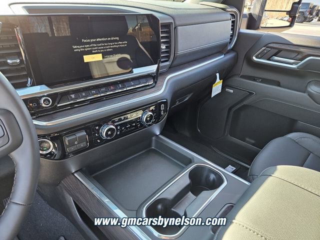 New 2026 GMC Sierra 2500 SLT w/ SLT Premium Package image 10