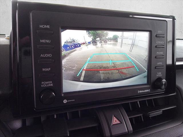 Used 2022 Toyota RAV4 LE FWD image 18