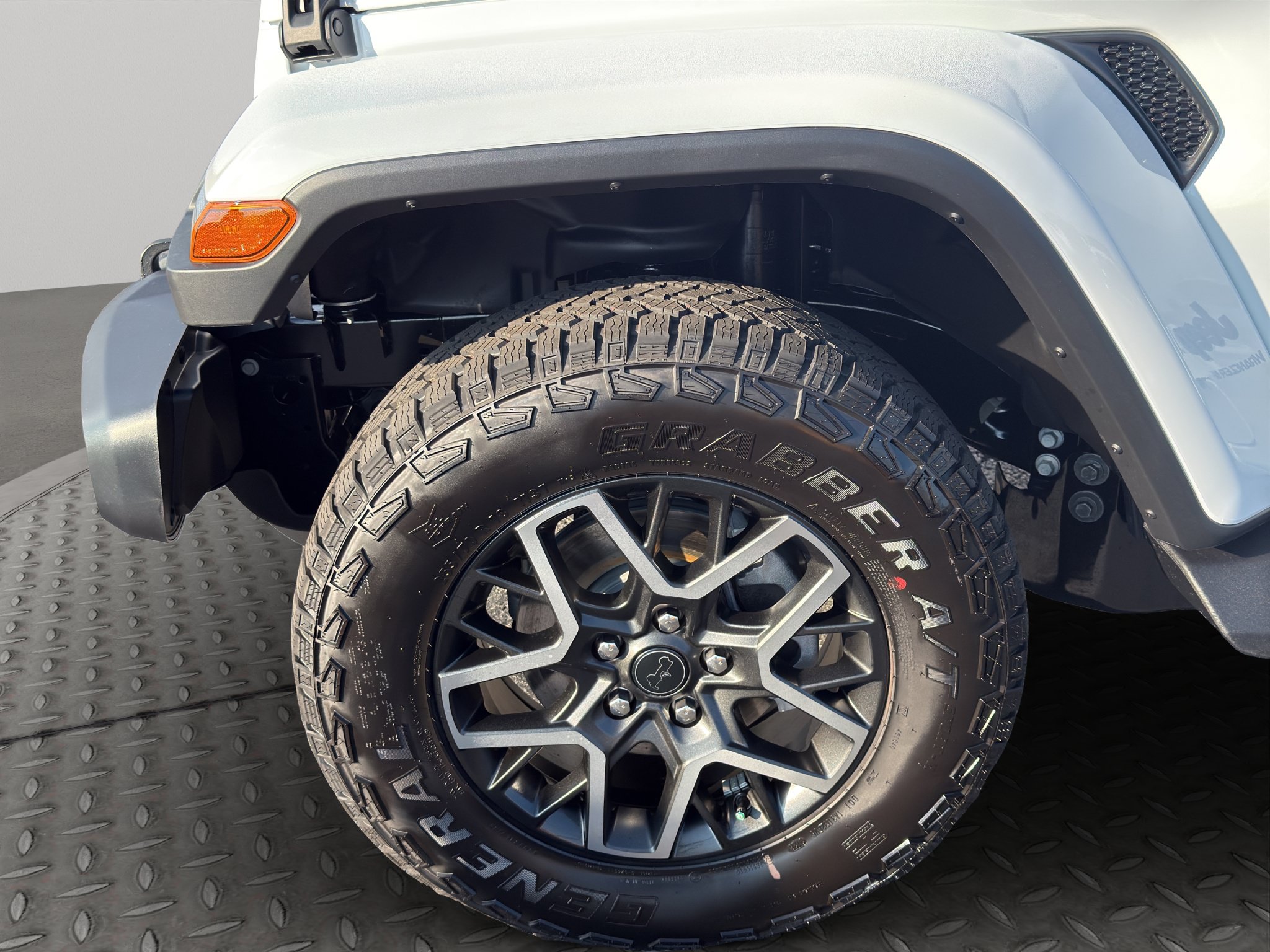 New 2027 Jeep Wrangler Unlimited Sahara AWD/4WD image 14