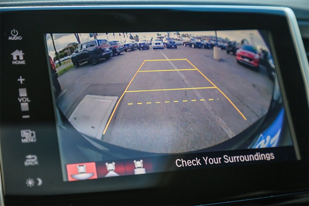 Used 2017 Honda Pilot Touring image 29