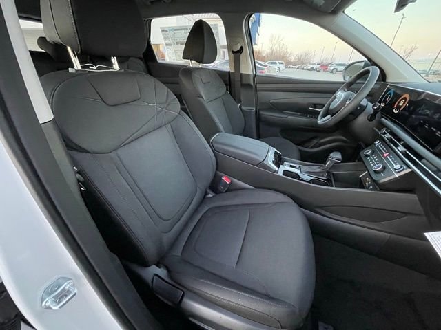 New 2025 Hyundai Tucson SE image 24