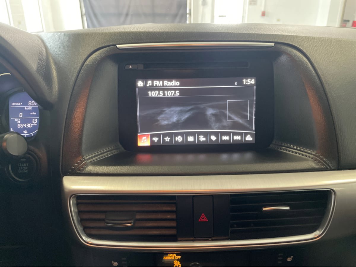 Used 2016 MAZDA CX-5 Touring image 17